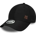 schwarze-gebogene-verstellbare-damenkappe-mit-bronze-logo-9forty-flawless-der-new-york-yankees-mlb-von-new-era