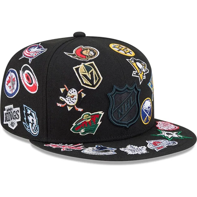gorra-plana-negra-ajustada-59fifty-all-over-de-nhl-de-new-era