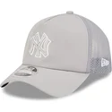 graue-trucker-kappe-mit-grauem-logo-9forty-apex-batting-practice-der-new-york-yankees-mlb-von-new-era