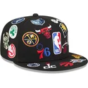 gorra-plana-negra-ajustada-59fifty-all-over-de-nba-de-new-era