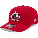 rote-gebogene-snapback-kappe-9seventy-stretch-snap-canada-2026-world-baseball-classic-von-new-era