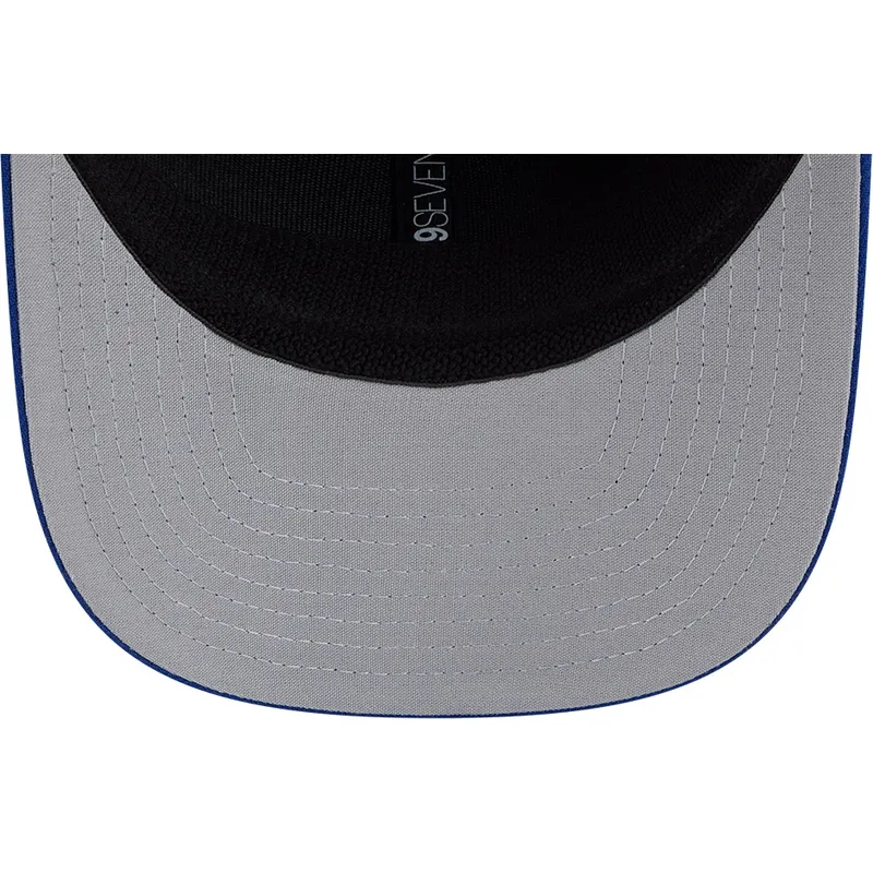 blaue-gebogene-kappe-snapback-9seventy-stretch-snap-italy-2026-world-baseball-classic-von-new-era