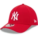 rote-gebogene-verstellbare-kappe-39thirty-m-crown-a-frame-von-new-york-yankees-mlb-von-new-era