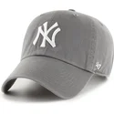 graue-verstellbare-curved-cap-clean-up-no-loop-label-der-new-york-yankees-mlb-von-47-brand