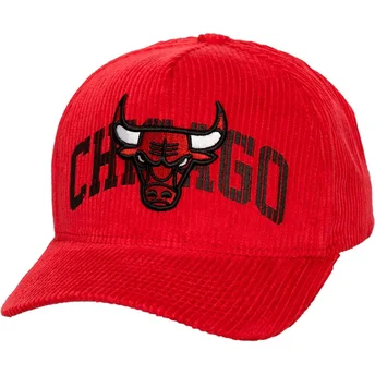 Gorra curva roja snapback Arch Stamp Pro de Chicago Bulls NBA de Mitchell & Ness