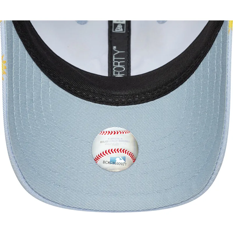 blaue-gebogene-verstellbare-kappe-fur-kinder-9forty-summer-all-over-print-der-new-york-yankees-mlb-von-new-era