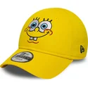 gelbe-gebogene-verstellbare-kinderkappe-9forty-face-von-spongebob-von-new-era