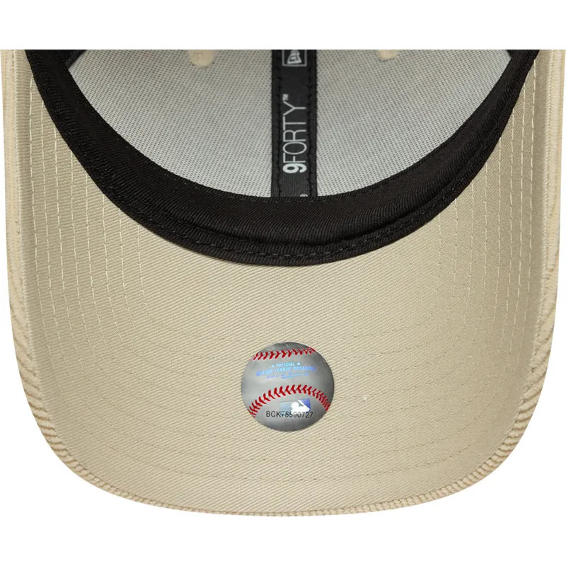 beige-gebogene-verstellbare-9forty-soft-cord-kappe-der-new-york-mets-mlb-von-new-era
