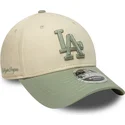 beige-und-grune-gebogene-snapback-kappe-mit-grunem-logo-9forty-m-crown-side-script-der-los-angeles-dodgers-mlb-von-new-era