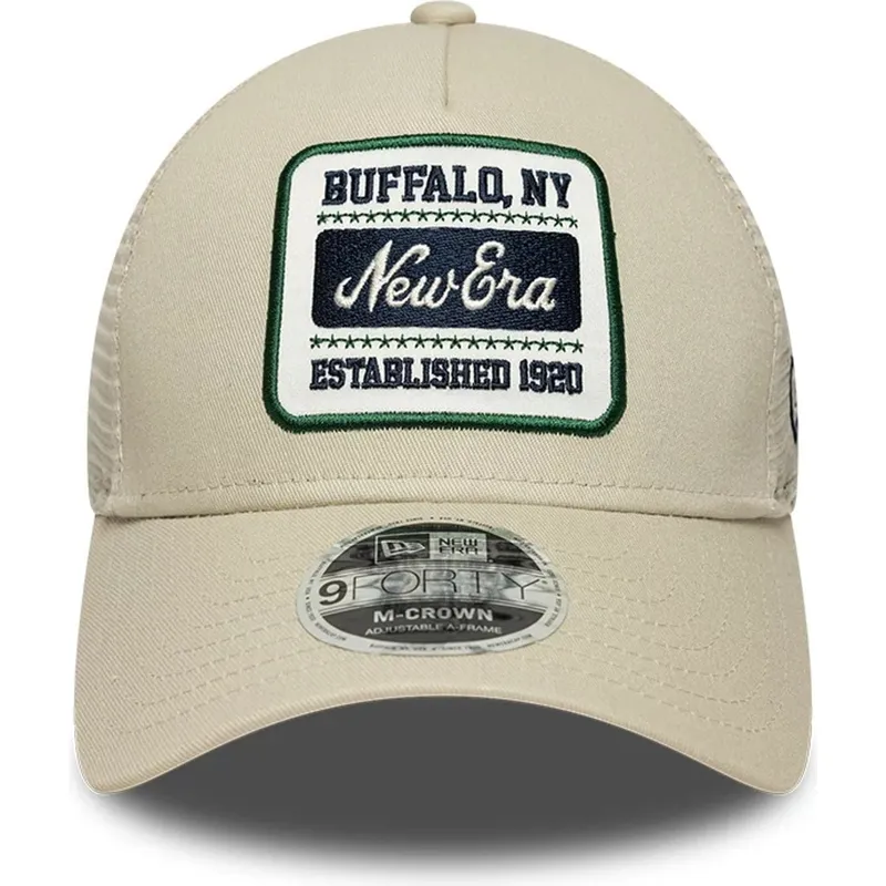 beige-trucker-cap-9forty-m-crown-a-frame-multi-patch-von-new-era