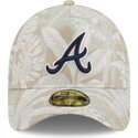 beige-gebogene-verstellbare-59forty-a-frame-leafy-palm-kappe-von-atlanta-braves-mlb-von-new-era