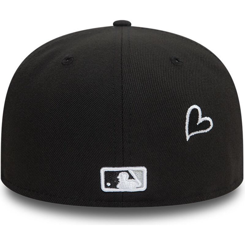 schwarze-anliegende-59fifty-flatcap-heart-icon-der-chicago-white-sox-mlb-von-new-era