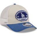 beige-und-blaue-trucker-kappe-9forty-m-crown-a-frame-fray-der-los-angeles-dodgers-mlb-von-new-era