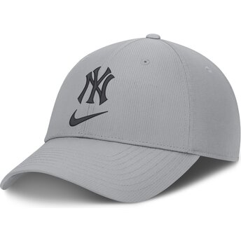 Graue verstellbare gebogene Kappe Primetime Club Structured UV Poly Ripstop der New York Yankees MLB von Nike