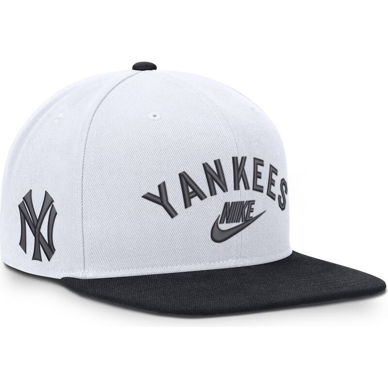 weisse-und-marineblaue-flache-snapback-kappe-cooperstown-dri-fit-pro-structured-square-bill-von-new-york-yankees-mlb-von-nike weisse-und-marineblaue-flache-snapback-kappe-cooperstown-dri-fit-pro-structured-square-bill-von-new-york-yankees-mlb-von-nike