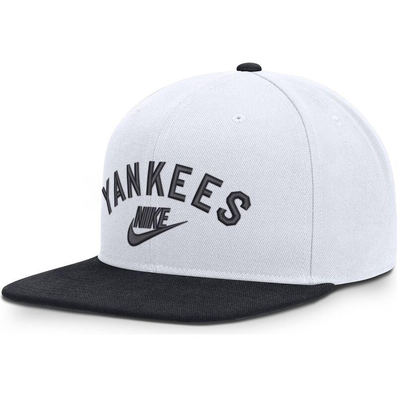 weisse-und-marineblaue-flache-snapback-kappe-cooperstown-dri-fit-pro-structured-square-bill-von-new-york-yankees-mlb-von-nike weisse-und-marineblaue-flache-snapback-kappe-cooperstown-dri-fit-pro-structured-square-bill-von-new-york-yankees-mlb-von-nike