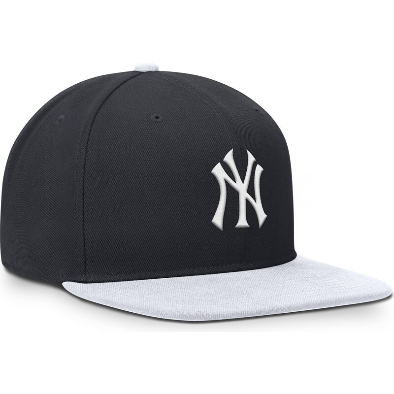 marineblaue-und-weisse-flache-snapback-kappe-dri-fit-pro-structured-square-bill-von-new-york-yankees-mlb-von-nike