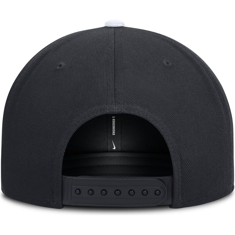 marineblaue-und-weisse-flache-snapback-kappe-dri-fit-pro-structured-square-bill-von-new-york-yankees-mlb-von-nike
