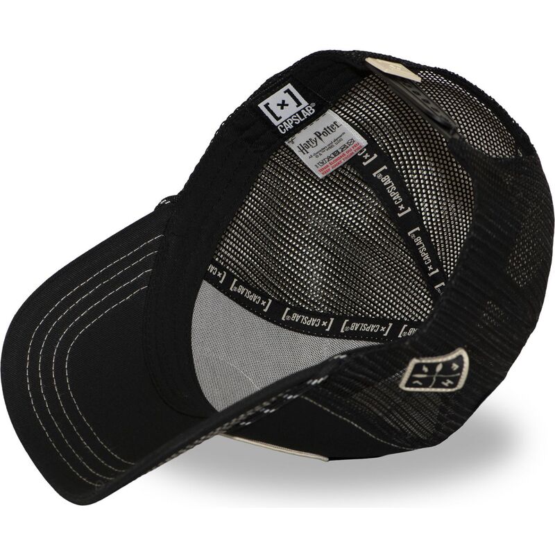 schwarze-trucker-kappe-hp4-fly1b-harry-potter-von-capslab schwarze-trucker-kappe-hp4-fly1b-harry-potter-von-capslab