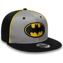 mutzen-flach-grau-snapback-fur-kinder-9fifty-piping-der-batman-dc-comics-von-new-era