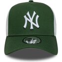 mutzen-gebogen-grun-snapback-a-frame-league-essential-der-new-york-yankees-mlb-von-new-era