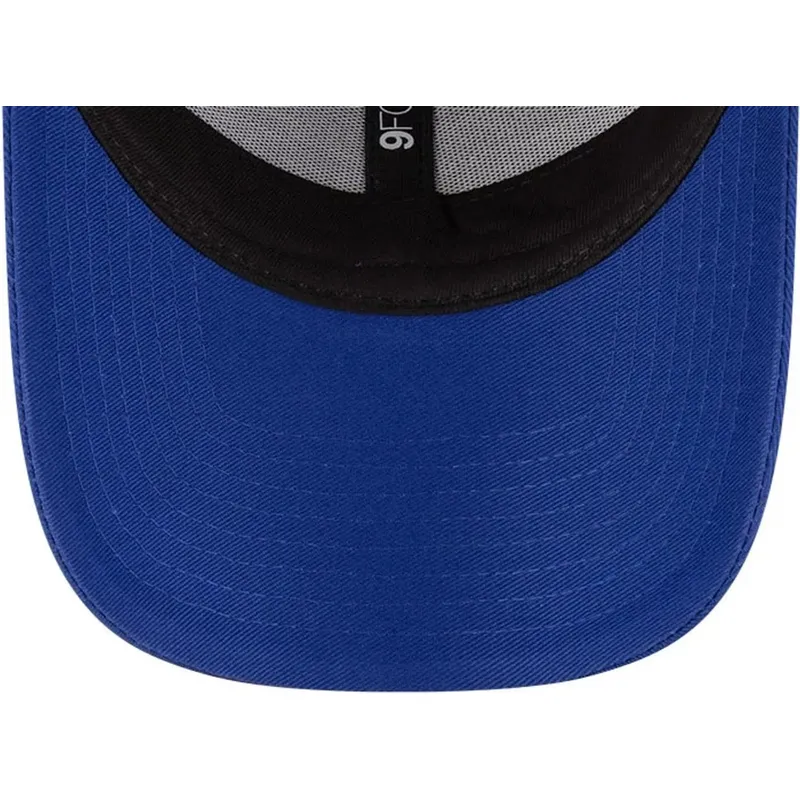 mutzen-gebogen-blau-snapback-9forty-essential-der-red-bull-racing-formula-1-von-new-era mutzen-gebogen-blau-snapback-9forty-essential-der-red-bull-racing-formula-1-von-new-era