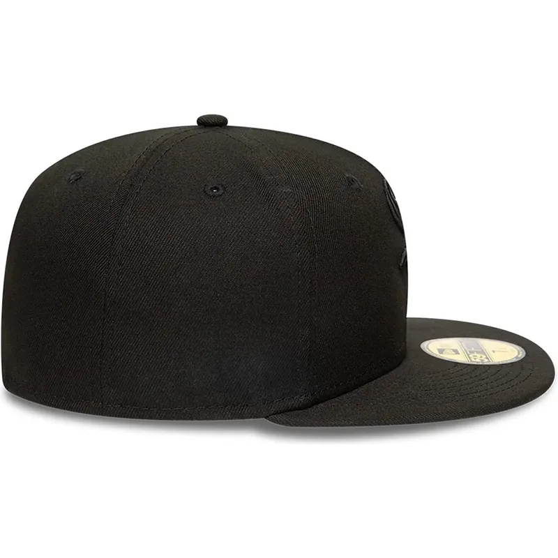 mutzen-flach-schwarz-angepasst-59fifty-der-chicago-white-sox-mlb-von-new-era