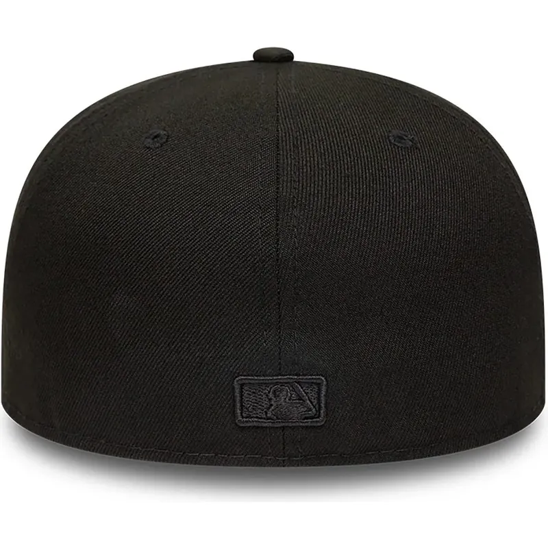 mutzen-flach-schwarz-angepasst-59fifty-der-chicago-white-sox-mlb-von-new-era