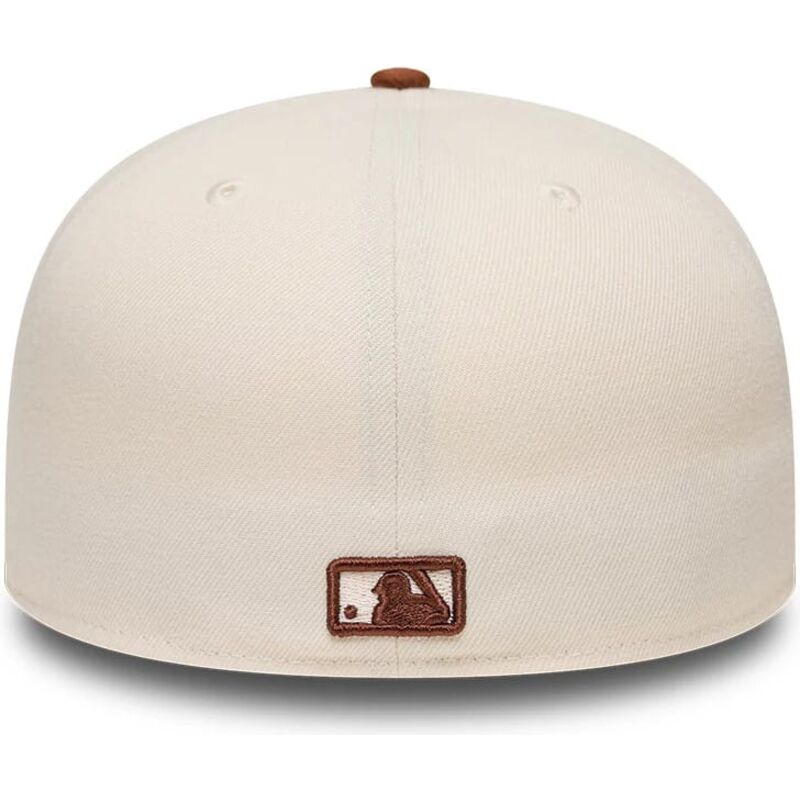 mutzen-flach-braun-angepasst-59fifty-league-essential-der-new-york-yankees-mlb-von-new-era mutzen-flach-braun-angepasst-59fifty-league-essential-der-new-york-yankees-mlb-von-new-era