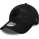 mutzen-gebogen-schwarz-verstellbares-band-9forty-outline-der-los-angeles-lakers-nba-von-new-era