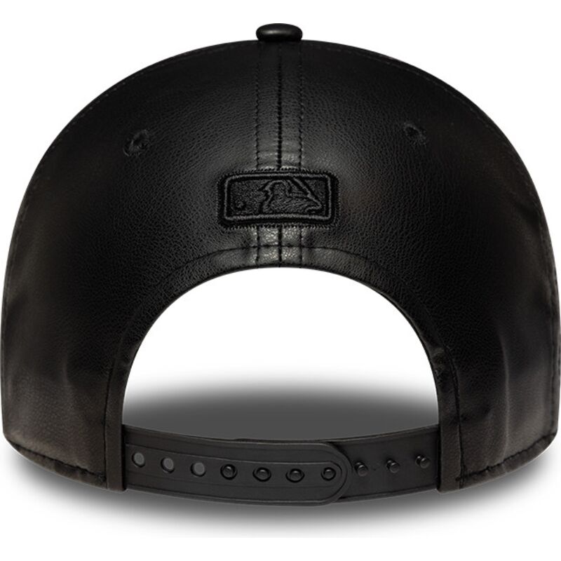 mutzen-gebogen-schwarz-snapback-9forty-m-crown-pu-diamante-der-new-york-yankees-mlb-von-new-era mutzen-gebogen-schwarz-snapback-9forty-m-crown-pu-diamante-der-new-york-yankees-mlb-von-new-era