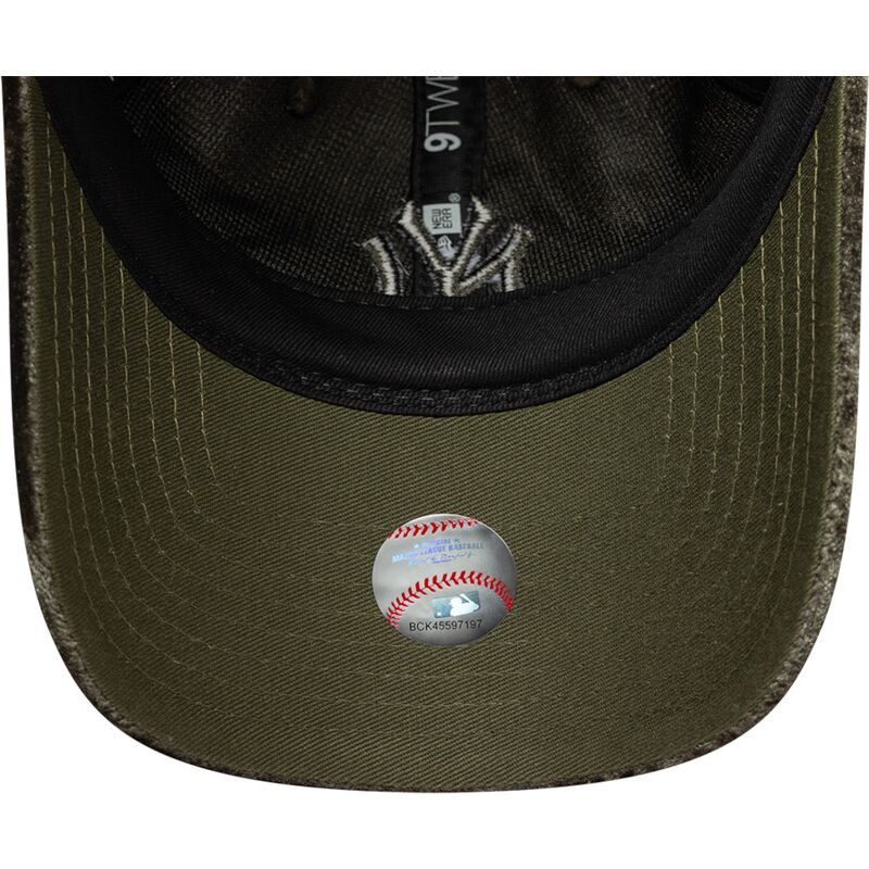 mutzen-gebogen-grun-verstellbares-band-9twenty-velour-der-new-york-yankees-mlb-von-new-era