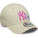 mutzen-gebogen-beige-verstellbares-band-fur-kinder-rosa-9forty-dino-icon-der-new-york-yankees-mlb-von-new-era