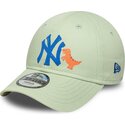 mutzen-gebogen-grun-verstellbares-band-fur-kinder-9forty-dino-icon-der-new-york-yankees-mlb-von-new-era