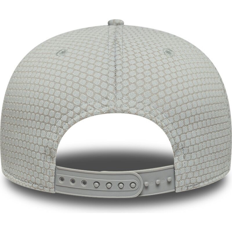 mutzen-gebogen-grau-snapback-9seventy-stretch-snap-mesh-flawless-der-new-york-yankees-mlb-von-new-era