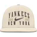 mutzen-flach-beige-angepasst-dri-fit-true-structured-aero-bill-der-new-york-yankees-mlb-von-nike