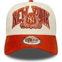 mutzen-gebogen-beige-snapback-e-frame-wordmark-suede-der-new-york-yankees-mlb-von-new-era
