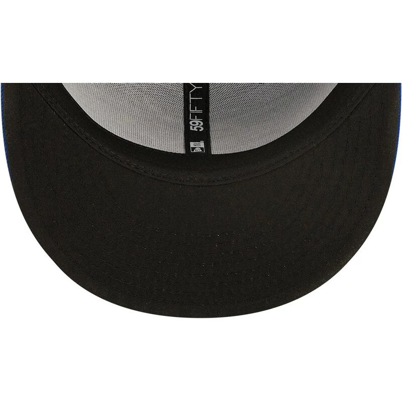 mutzen-flach-blau-angepasst-59fifty-ac-perf-der-toronto-blue-jays-mlb-von-new-era mutzen-flach-blau-angepasst-59fifty-ac-perf-der-toronto-blue-jays-mlb-von-new-era