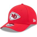 mutzen-gebogen-rot-snapback-9forty-m-crown-team-der-kansas-city-chiefs-nfl-von-new-era