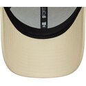 mutzen-gebogen-beige-verstellbares-band-9forty-core-der-ducati-motor-motogp-von-new-era
