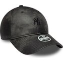 mutzen-gebogen-schwarz-verstellbares-band-9twenty-washed-pu-der-new-york-yankees-mlb-von-new-era