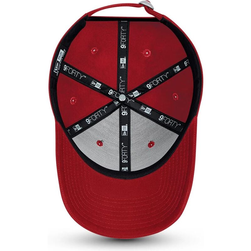 rote-verstellbare-curved-cap-9forty-basic-flag-von-new-era