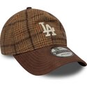 mutzen-gebogen-braun-verstellbares-band-9twenty-mix-check-der-los-angeles-dodgers-mlb-von-new-era