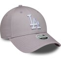 mutzen-gebogen-violett-verstellbares-band-9forty-league-essential-der-los-angeles-dodgers-mlb-von-new-era