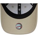 mutzen-gebogen-beige-verstellbares-band-9forty-monster-icon-der-new-york-yankees-mlb-von-new-era