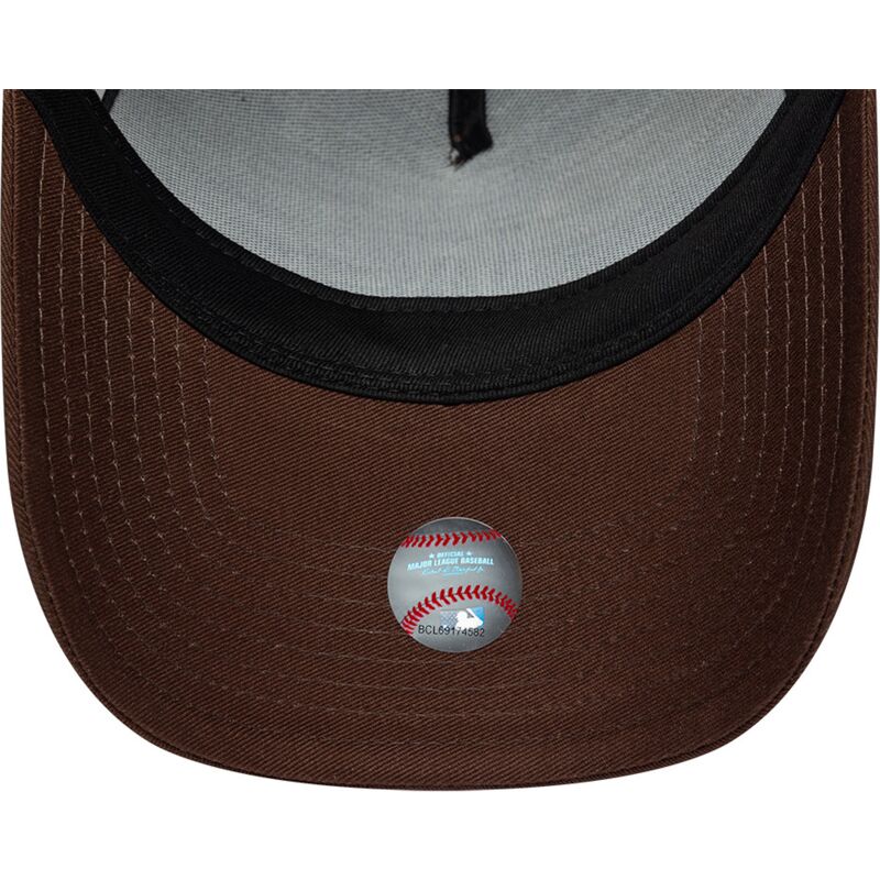 mutzen-gebogen-braun-snapback-9forty-e-frame-team-outline-der-los-angeles-dodgers-mlb-von-new-era mutzen-gebogen-braun-snapback-9forty-e-frame-team-outline-der-los-angeles-dodgers-mlb-von-new-era