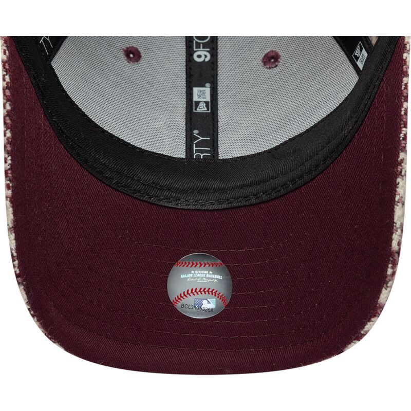 mutzen-gebogen-rot-verstellbares-band-9forty-m-crown-houndstooth-der-new-york-yankees-mlb-von-new-era