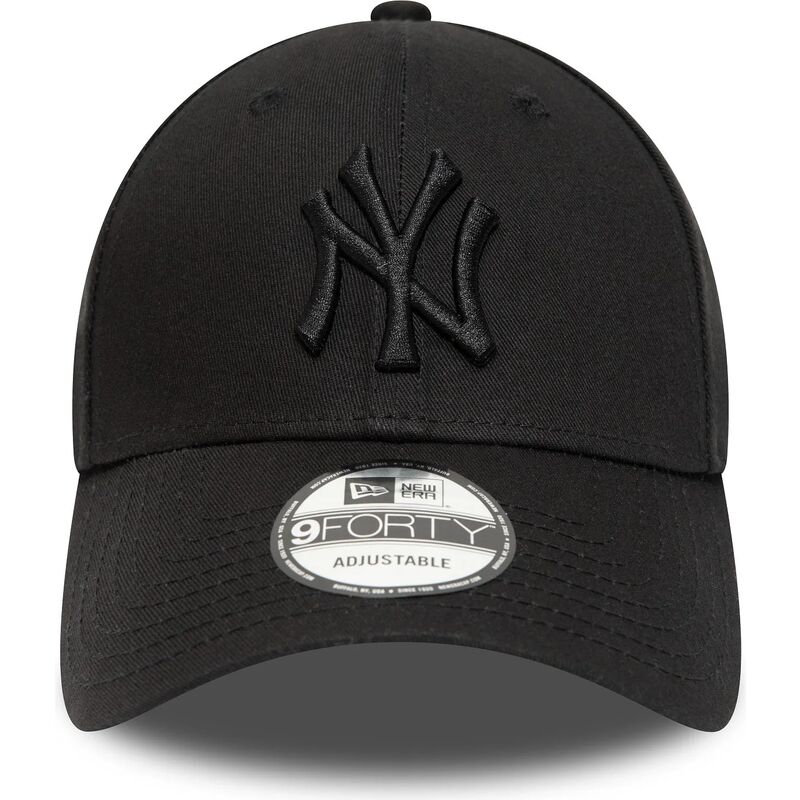 schwarze-verstellbare-curved-cap-mit-schwarzem-logo-9forty-league-essential-der-new-york-yankees-mlb-von-new-era