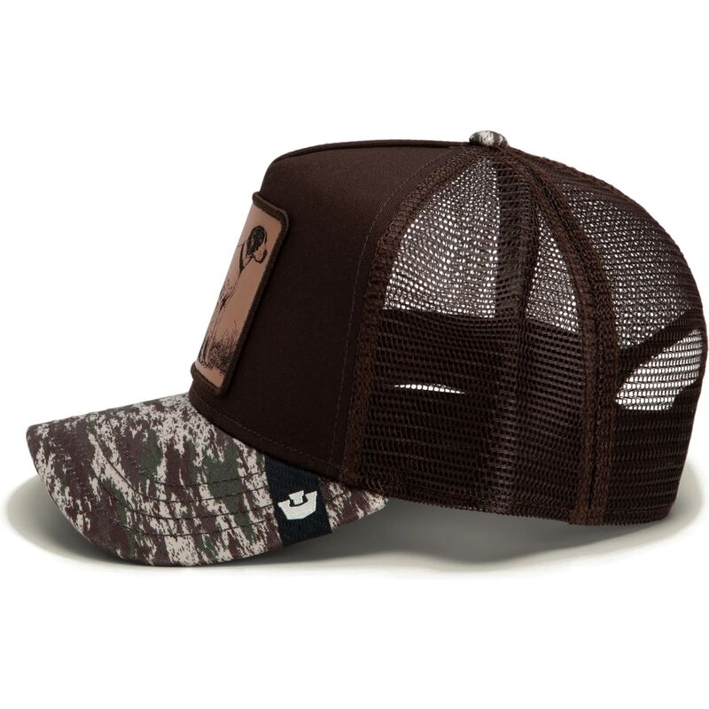 mutzen-gebogen-braun-snapback-engraved-dog-camo-glitch-the-farm-goorin-bros