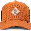 mutzen-gebogen-orange-snapback-hft-knitted-fab-von-djinns